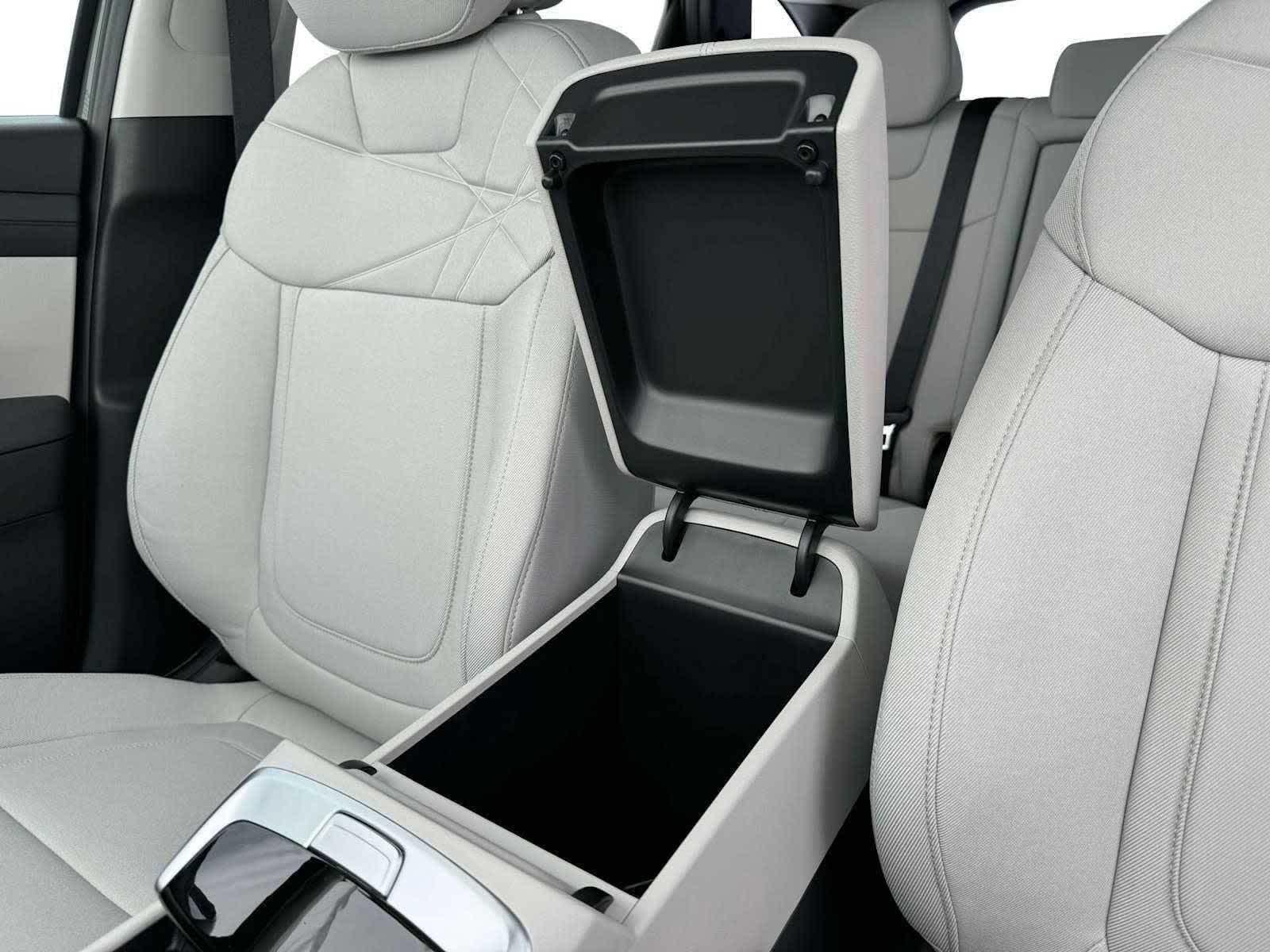 Thumbnail: 2025 Hyundai Tucson - 18