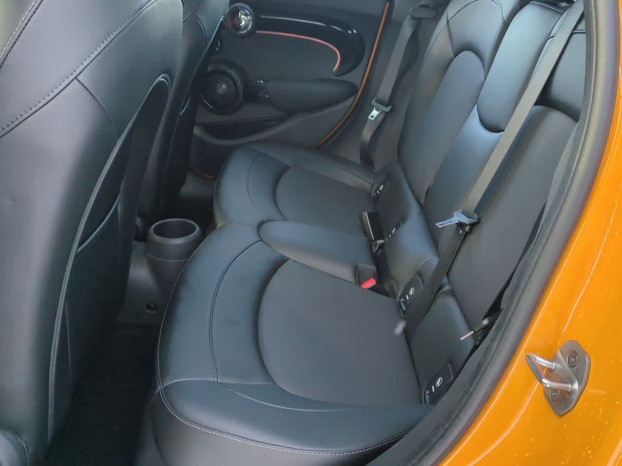 Thumbnail: 2017 MINI Cooper Hardtop - 19