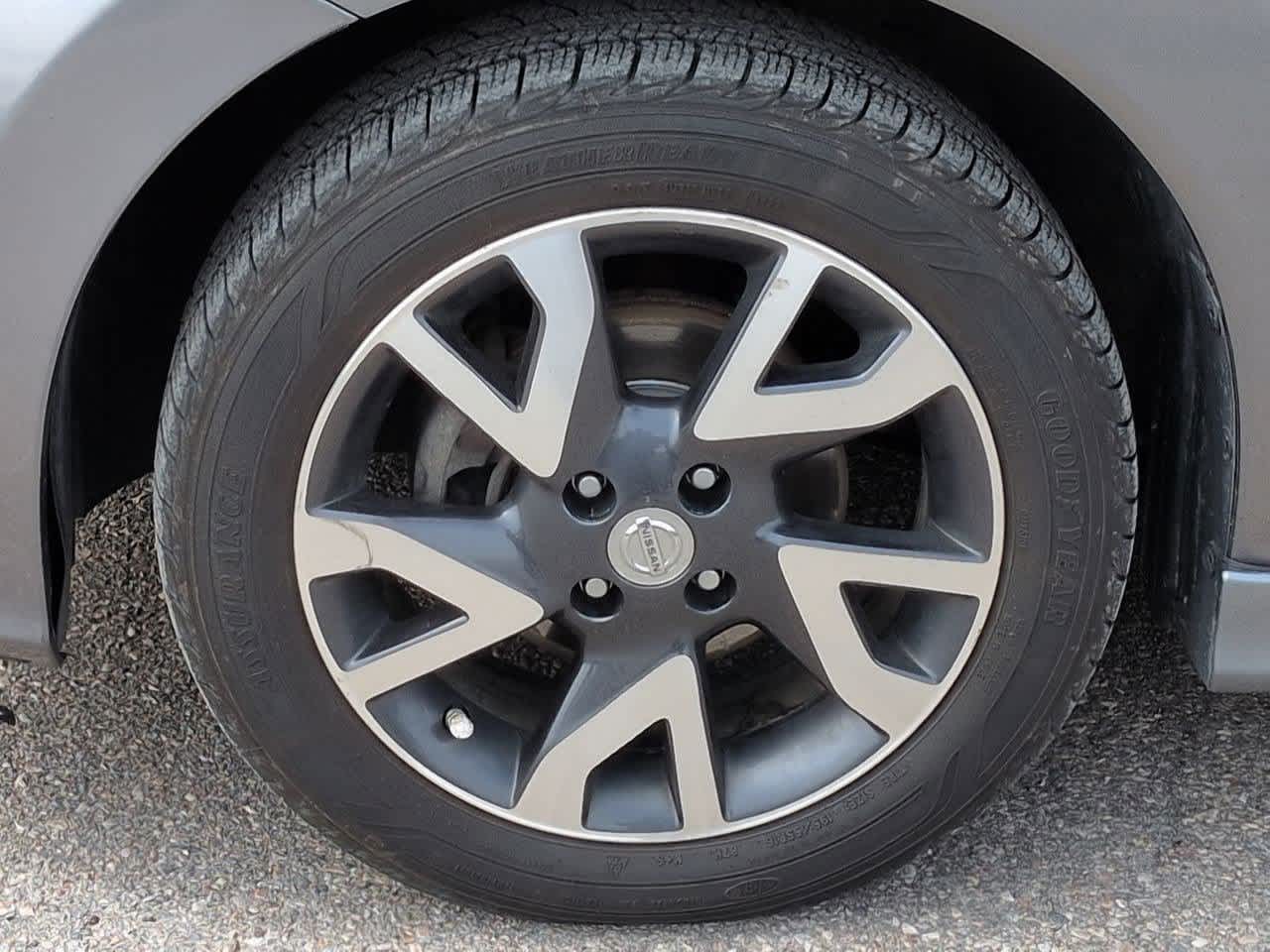 Thumbnail: 2016 Nissan Versa Note - 13