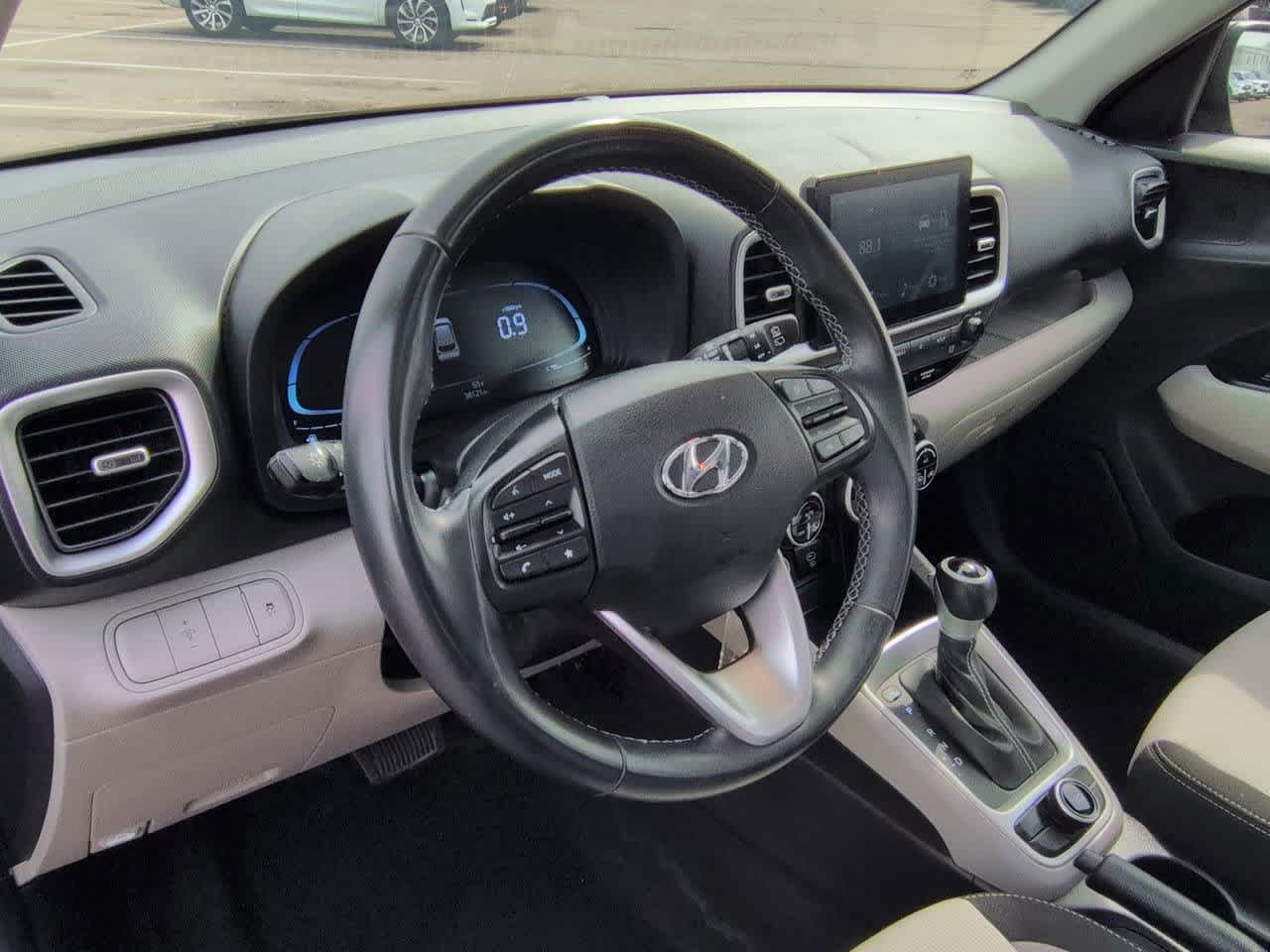 Thumbnail: 2023 Hyundai Venue - 2