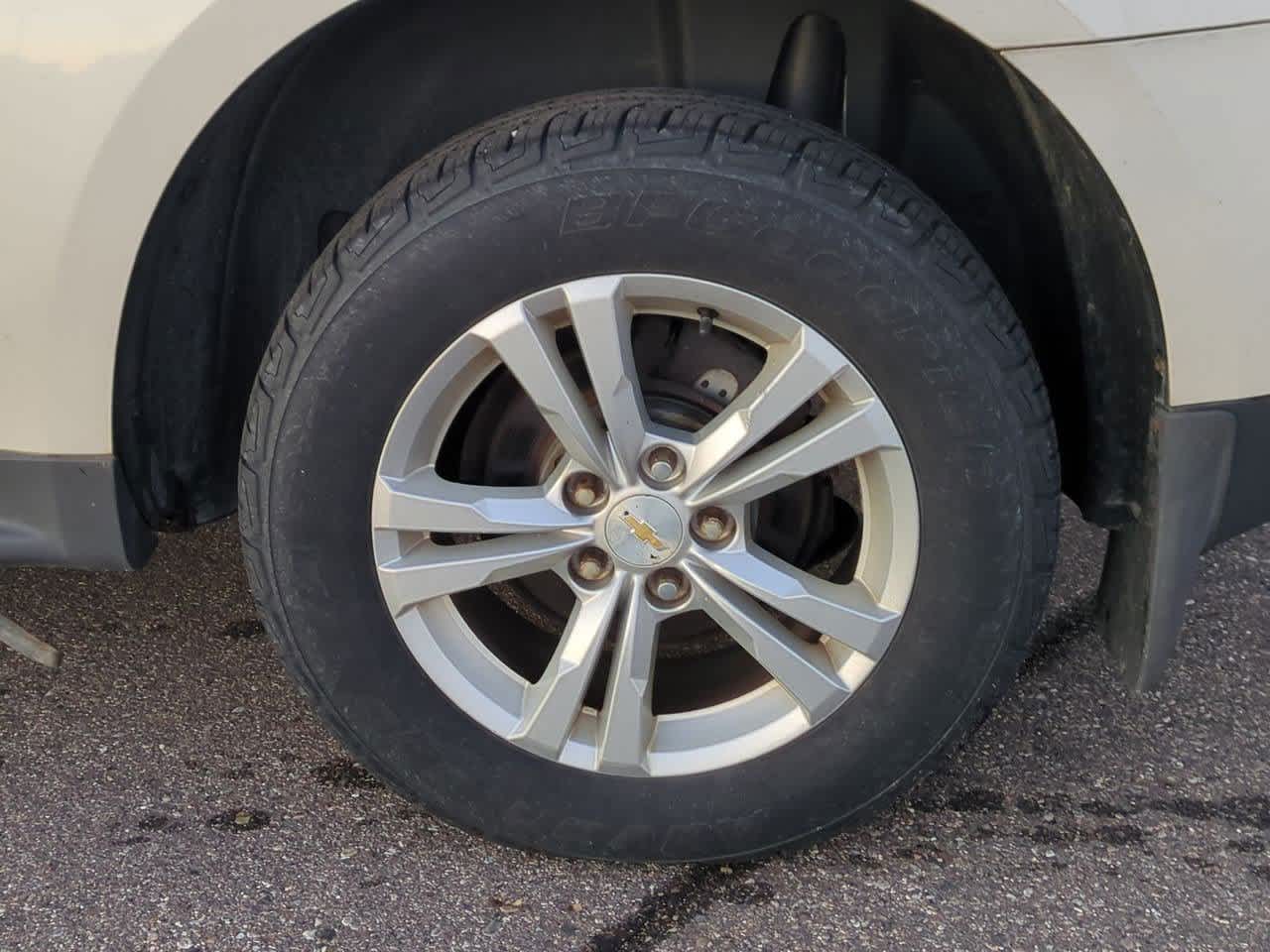 Thumbnail: 2013 Chevrolet Equinox - 12