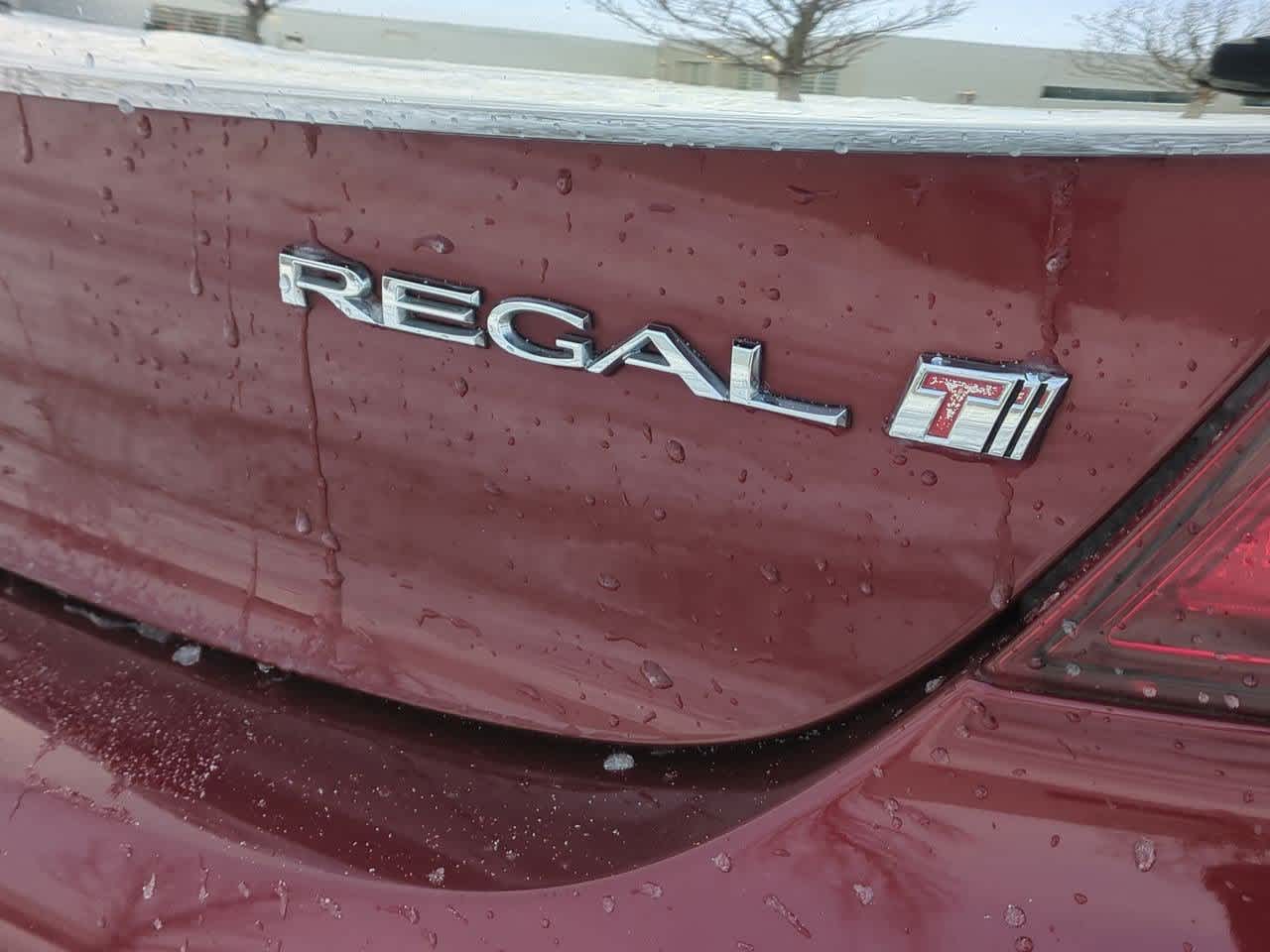 Thumbnail: 2017 Buick Regal - 12