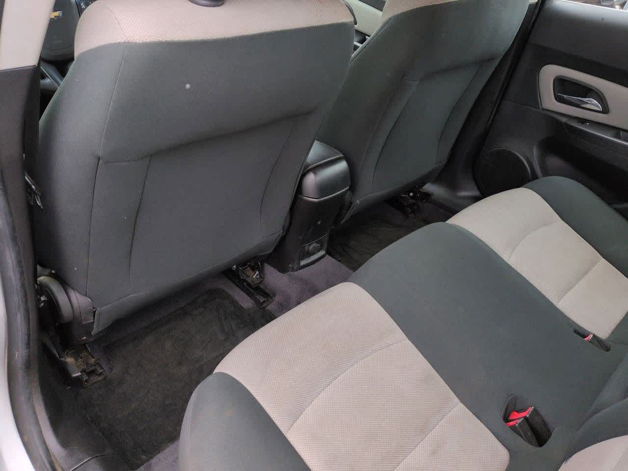 Thumbnail: 2012 Chevrolet Cruze - 18