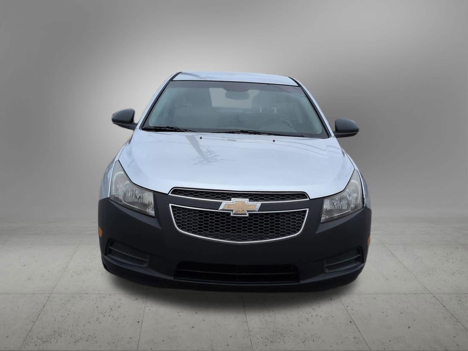 Thumbnail: 2012 Chevrolet Cruze - 9