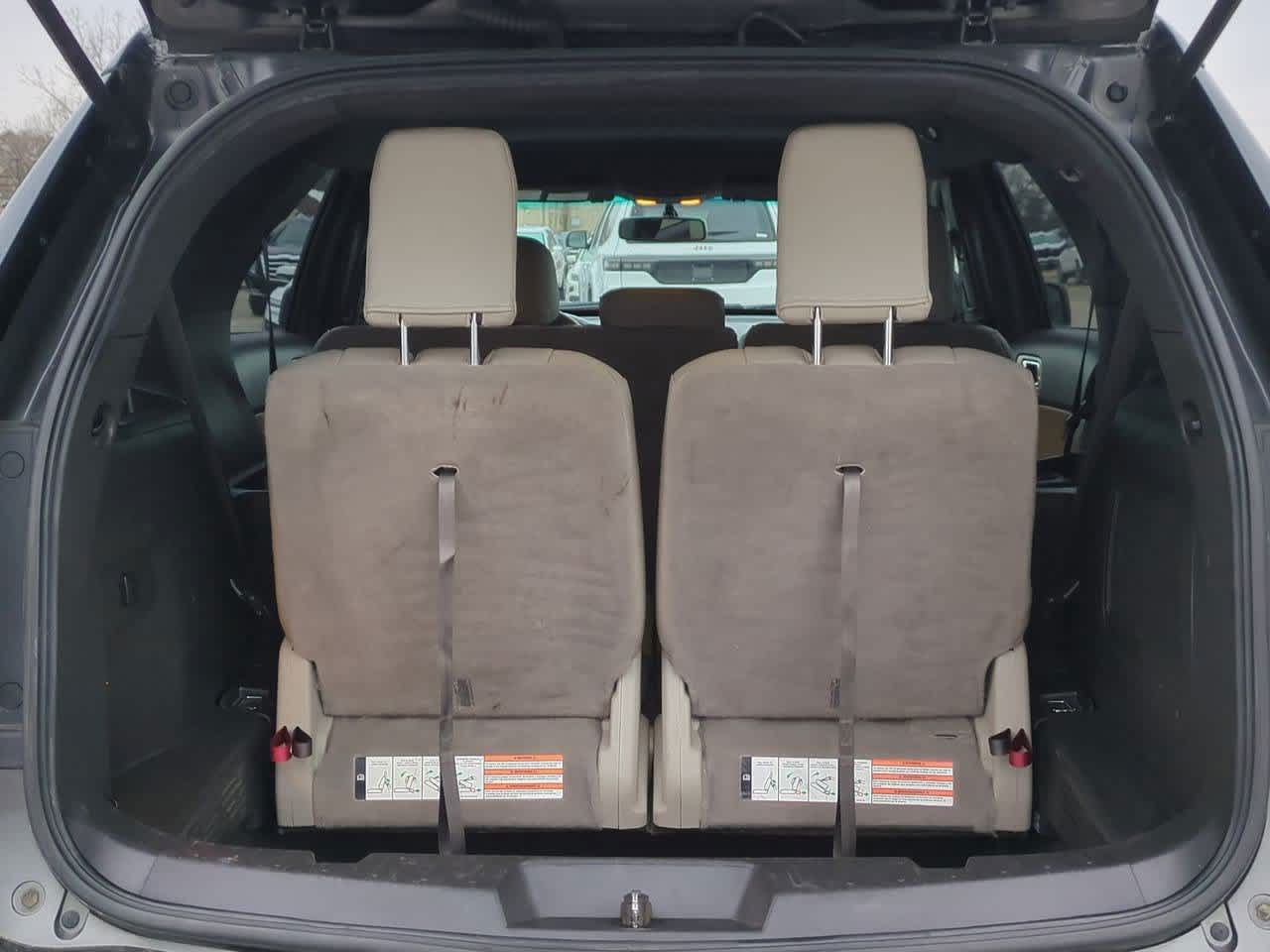 Thumbnail: 2015 Ford Explorer - 33