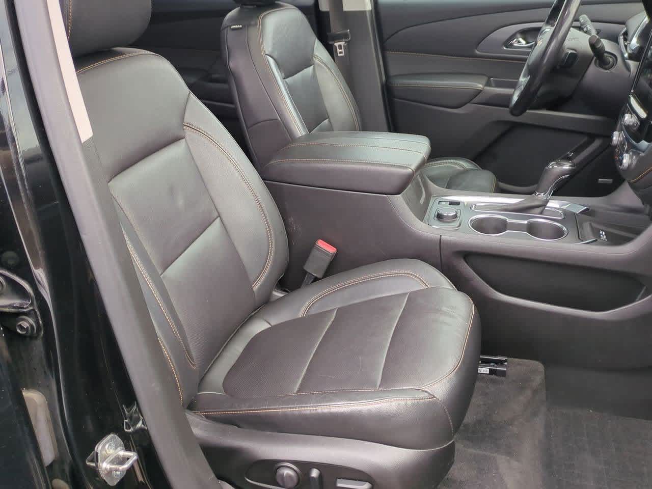 Thumbnail: 2019 Chevrolet Traverse - 22