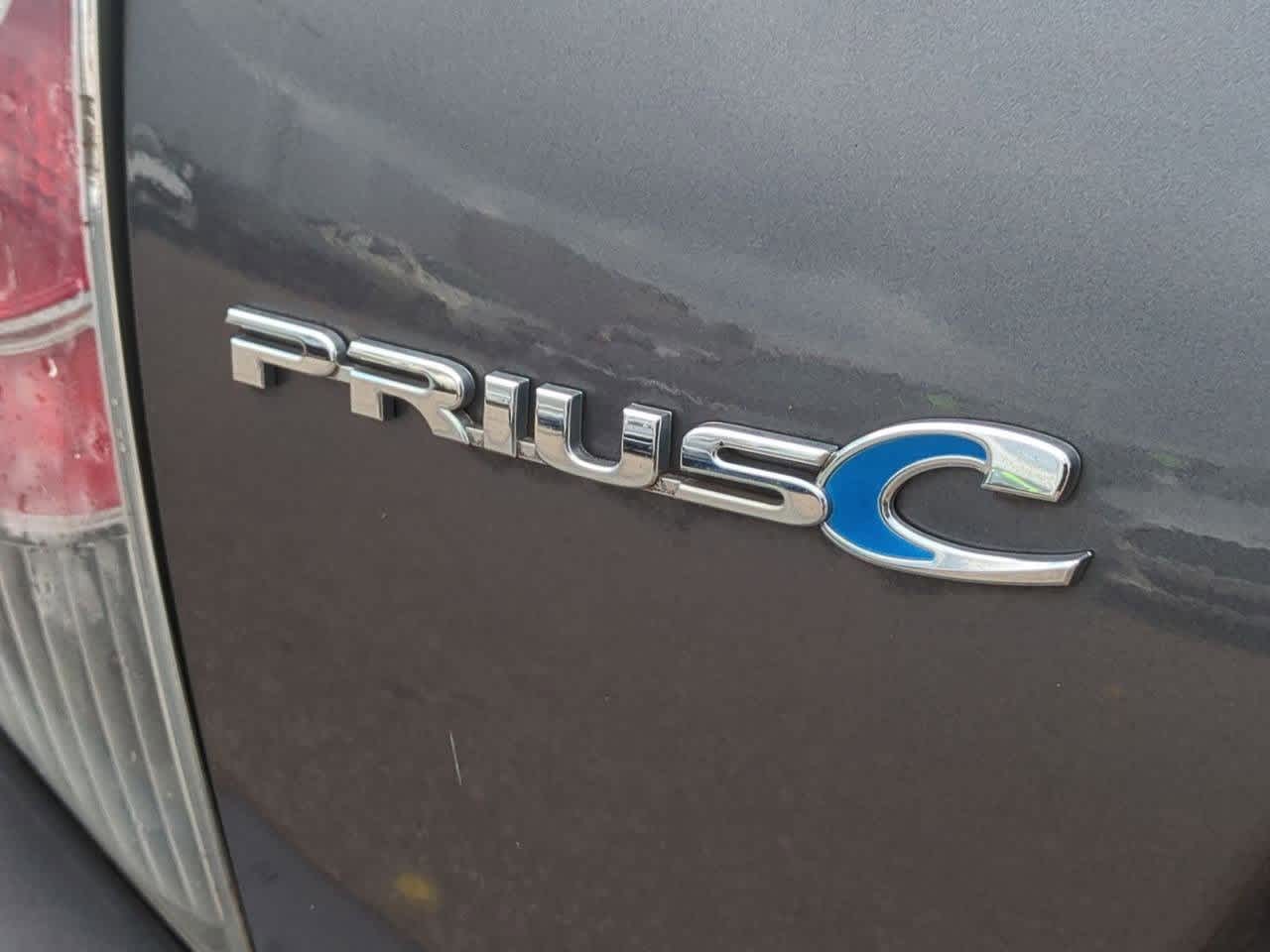 Thumbnail: 2012 Toyota Prius c - 12