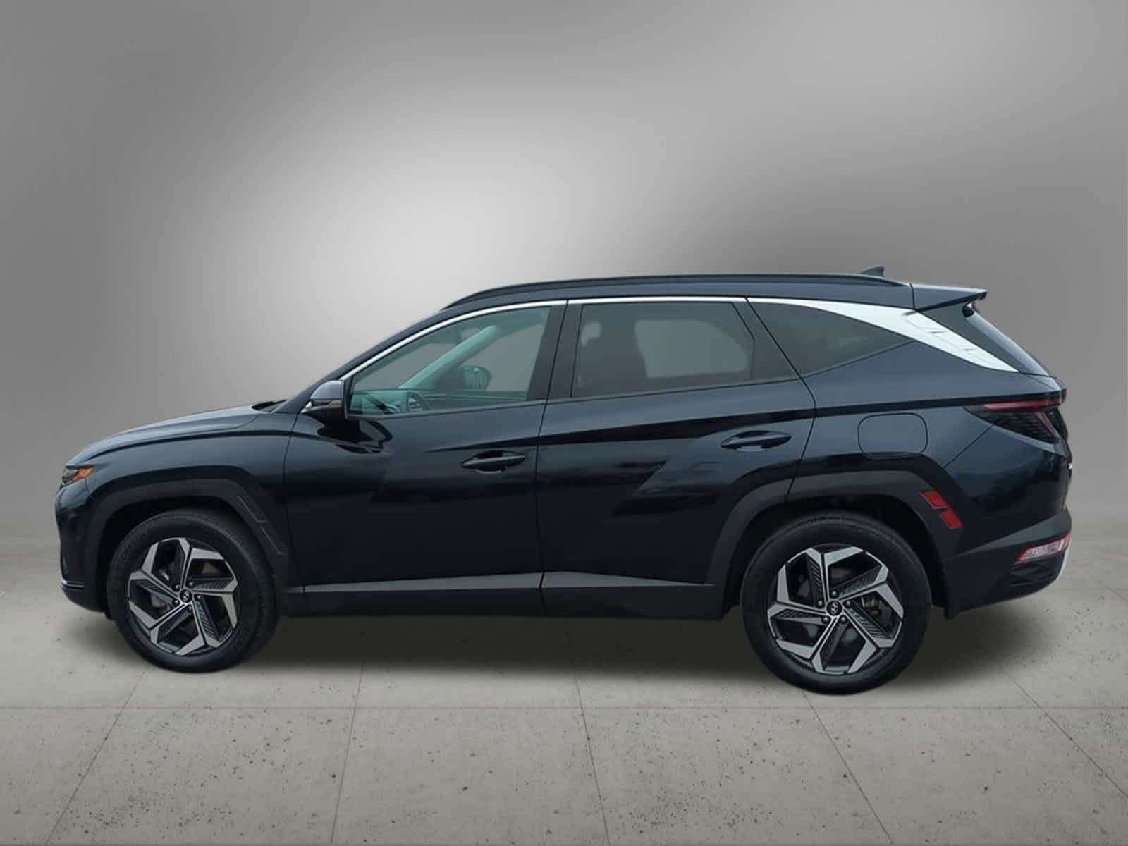 Thumbnail: 2023 Hyundai Tucson - 3