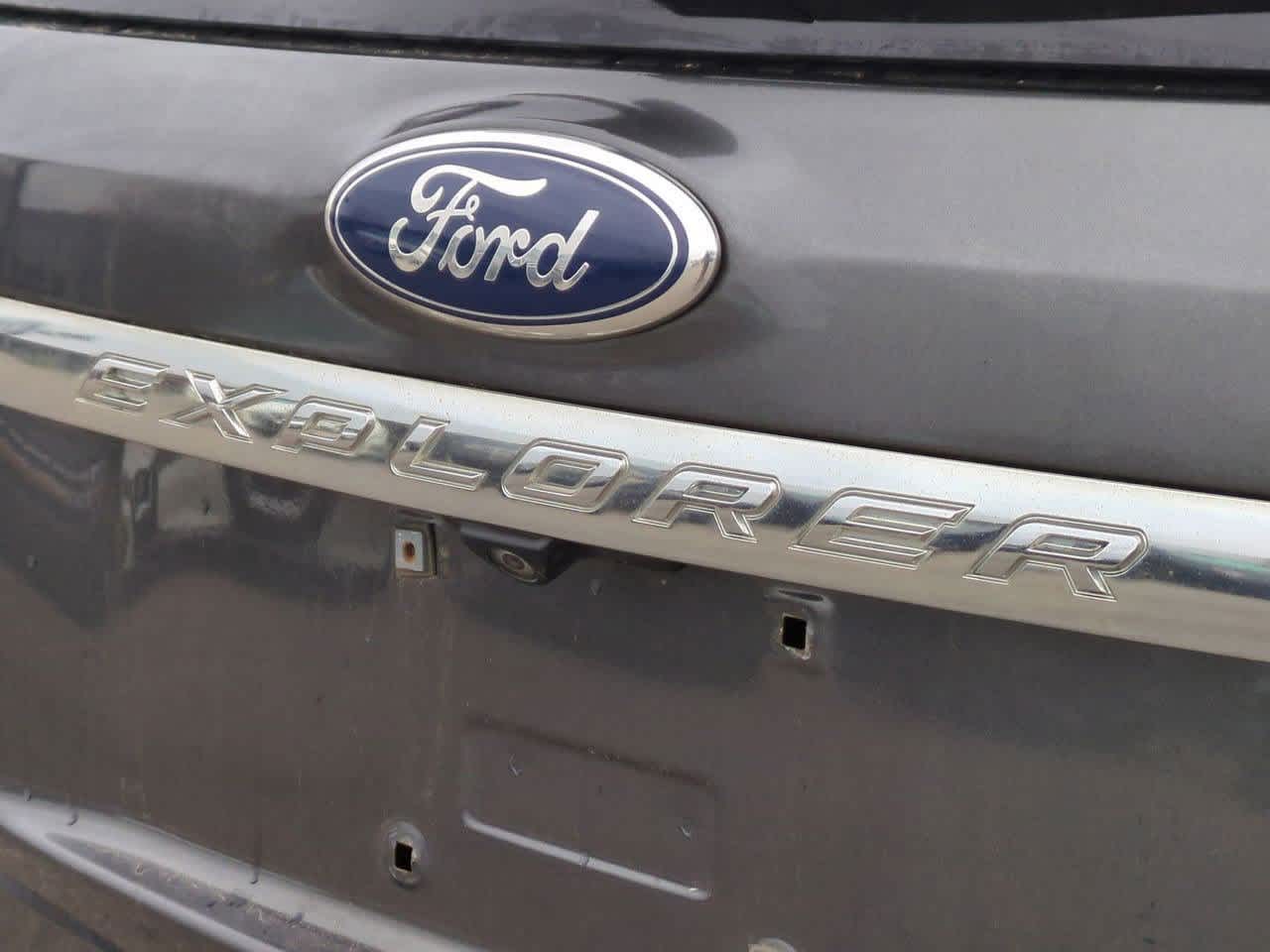 Thumbnail: 2015 Ford Explorer - 12