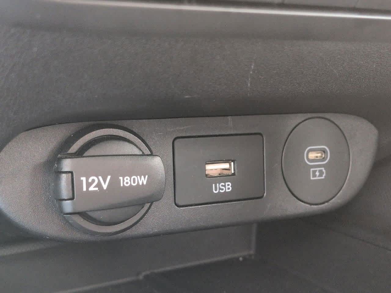 Thumbnail: 2024 Hyundai Elantra - 31