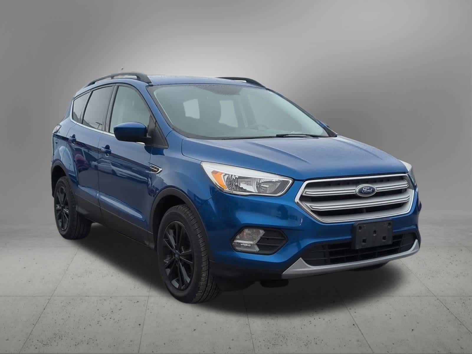 Thumbnail: 2018 Ford Escape - 8