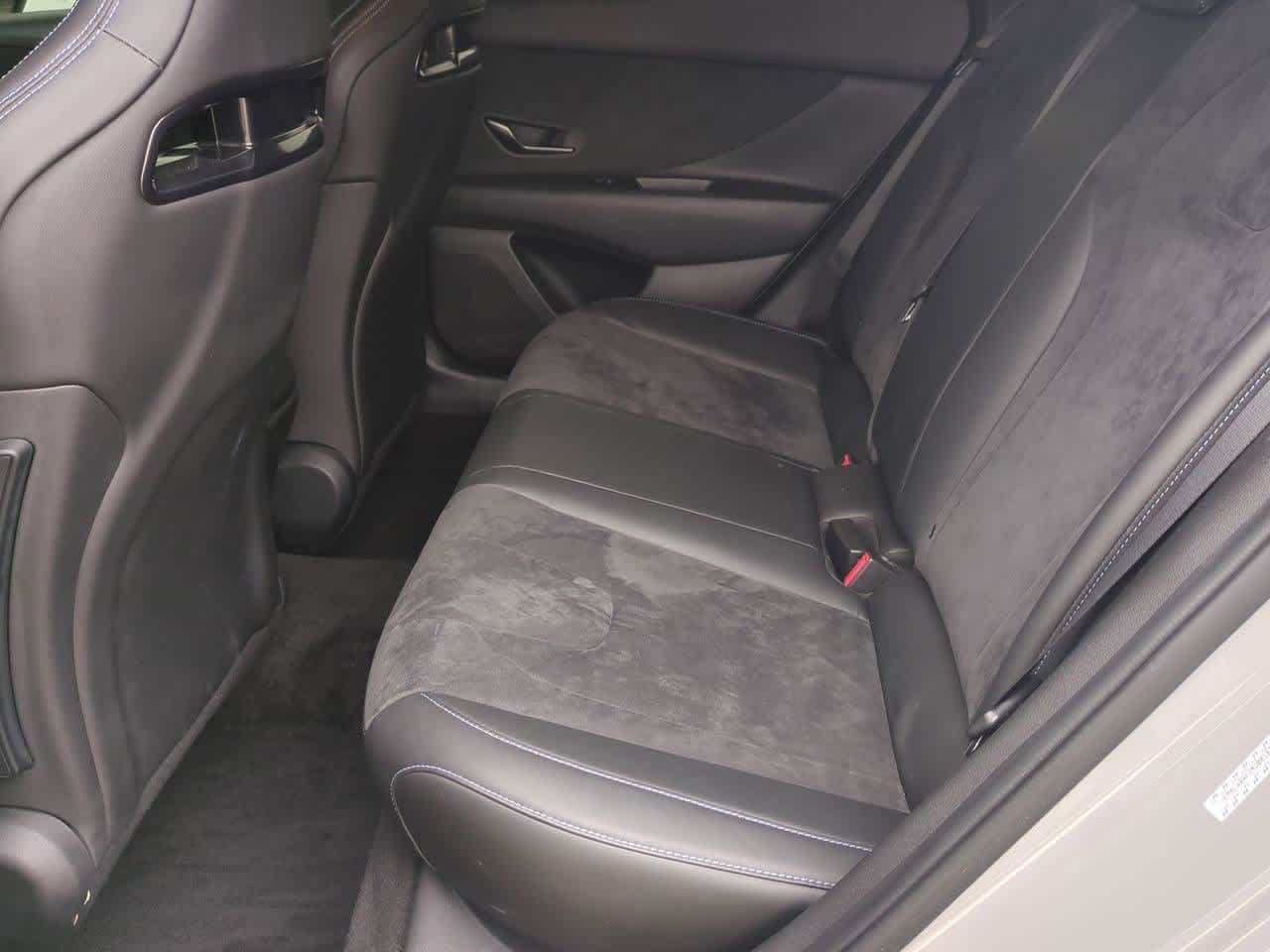 Thumbnail: 2022 Hyundai Elantra - 18