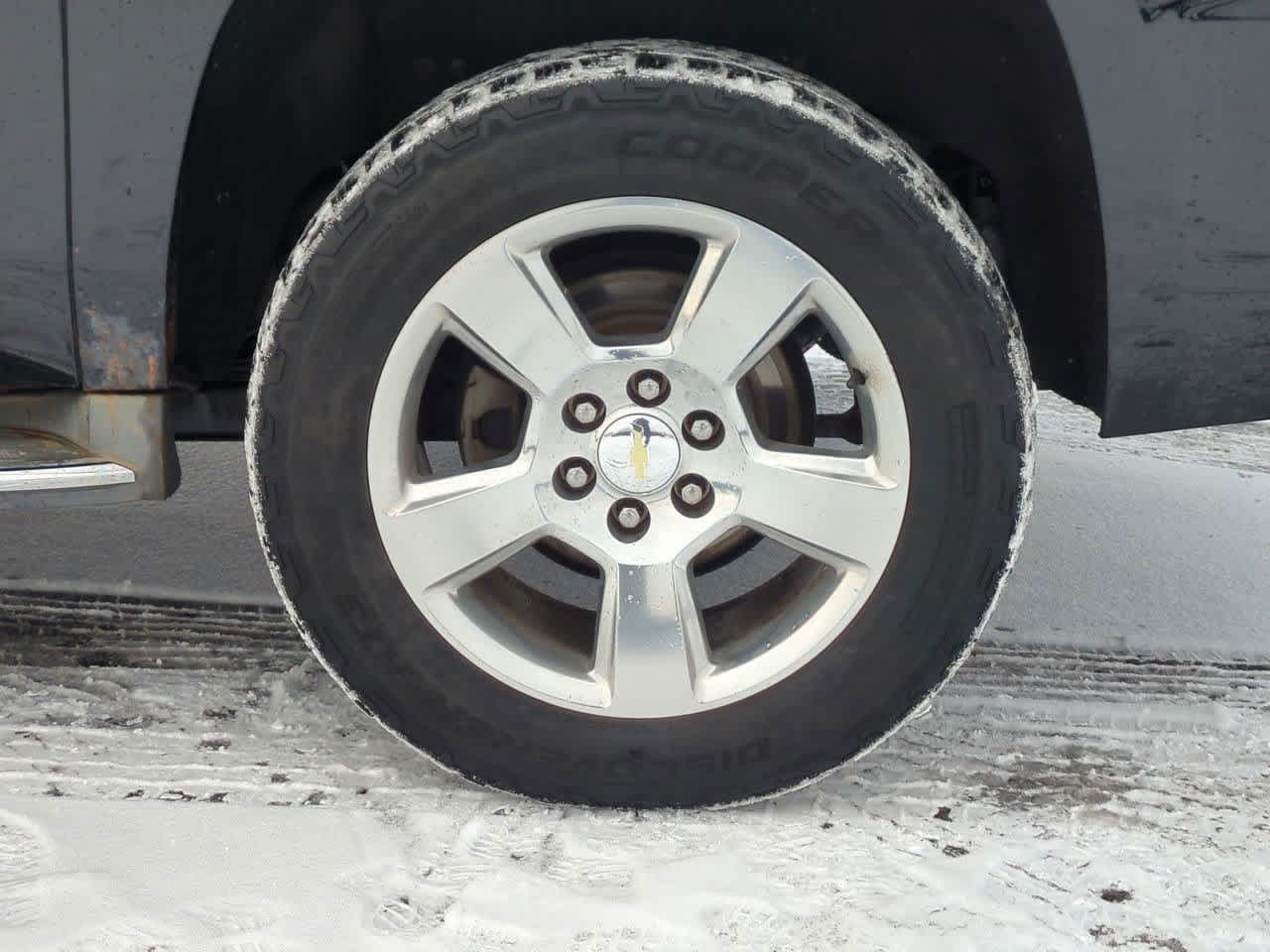 Thumbnail: 2015 Chevrolet Suburban - 13