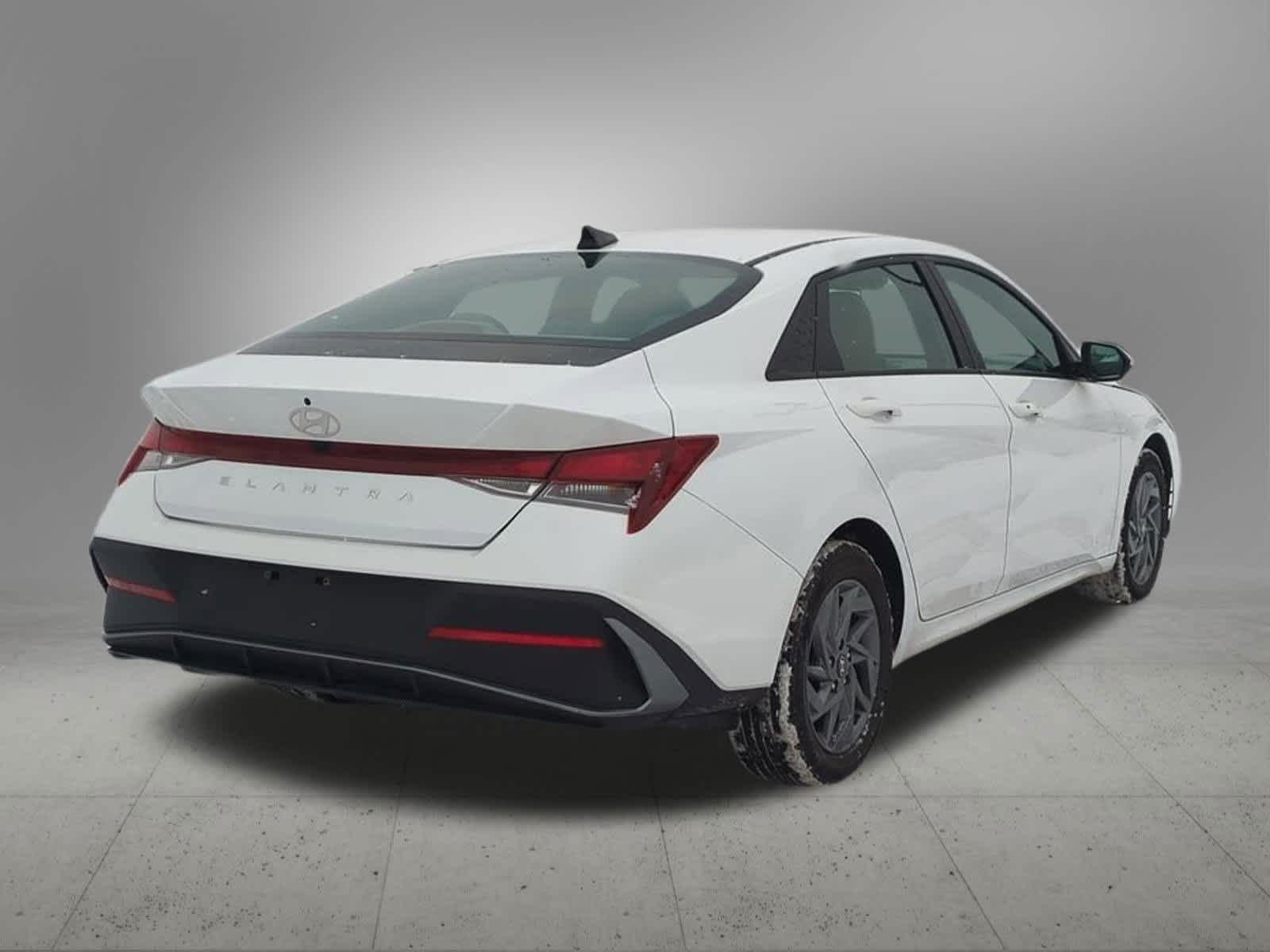 Thumbnail: 2024 Hyundai Elantra - 6
