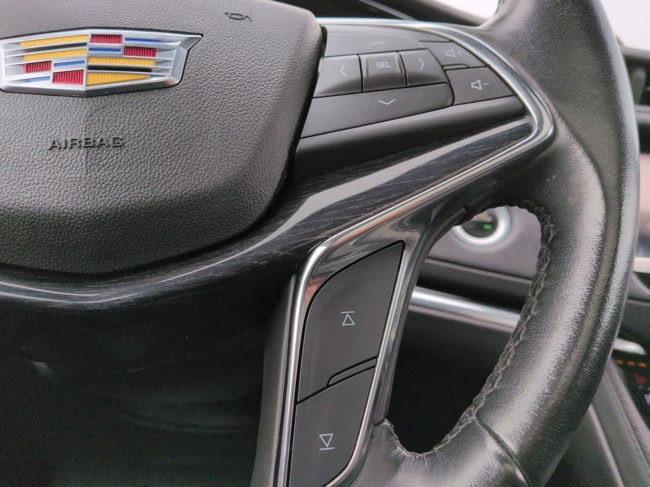 Thumbnail: 2020 Cadillac XT5 - 25