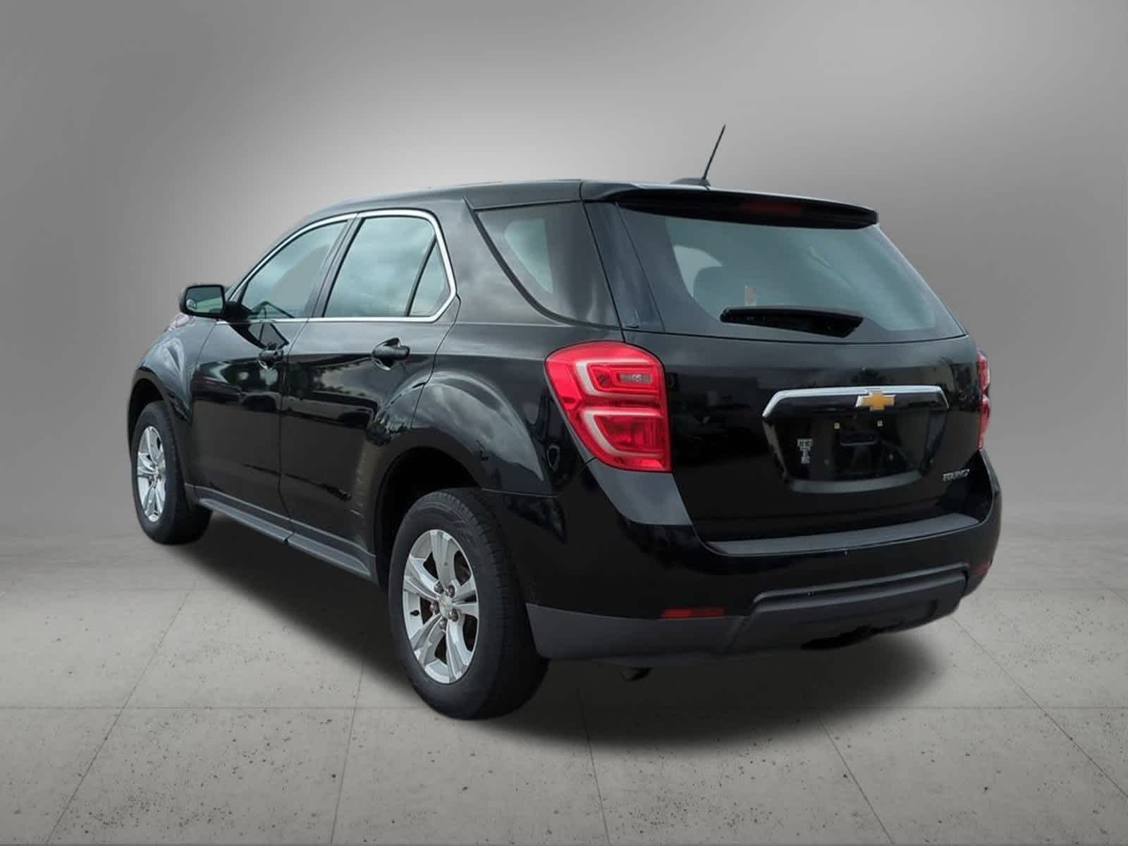 Thumbnail: 2016 Chevrolet Equinox - 4