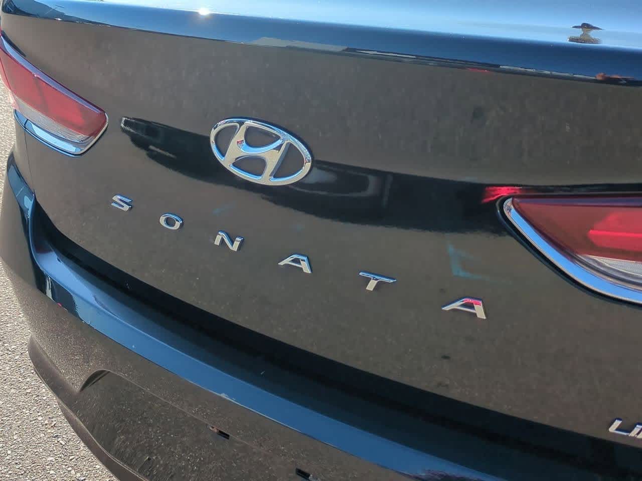 Thumbnail: 2019 Hyundai Sonata - 11
