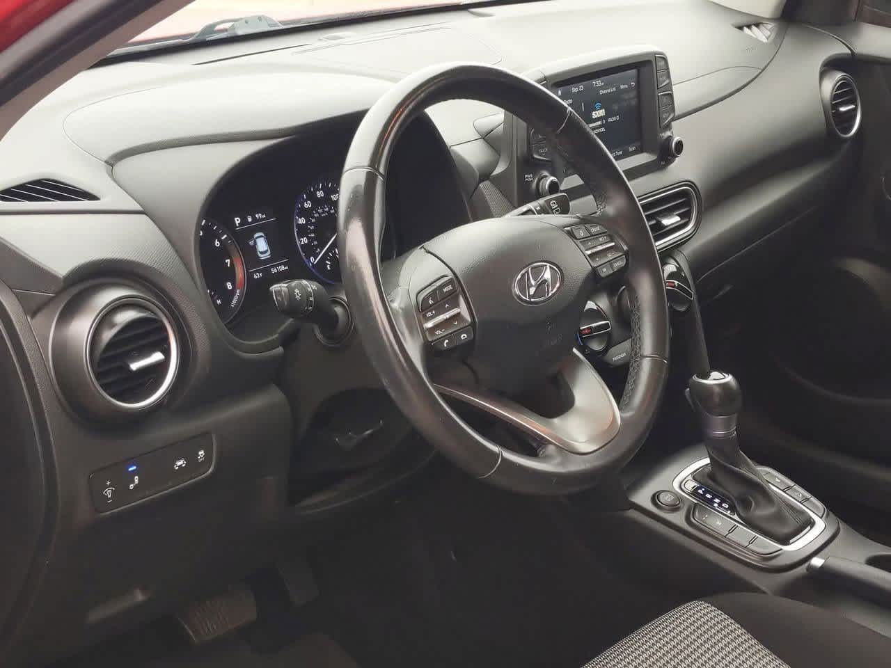 2020 Hyundai Kona SEL photo 2