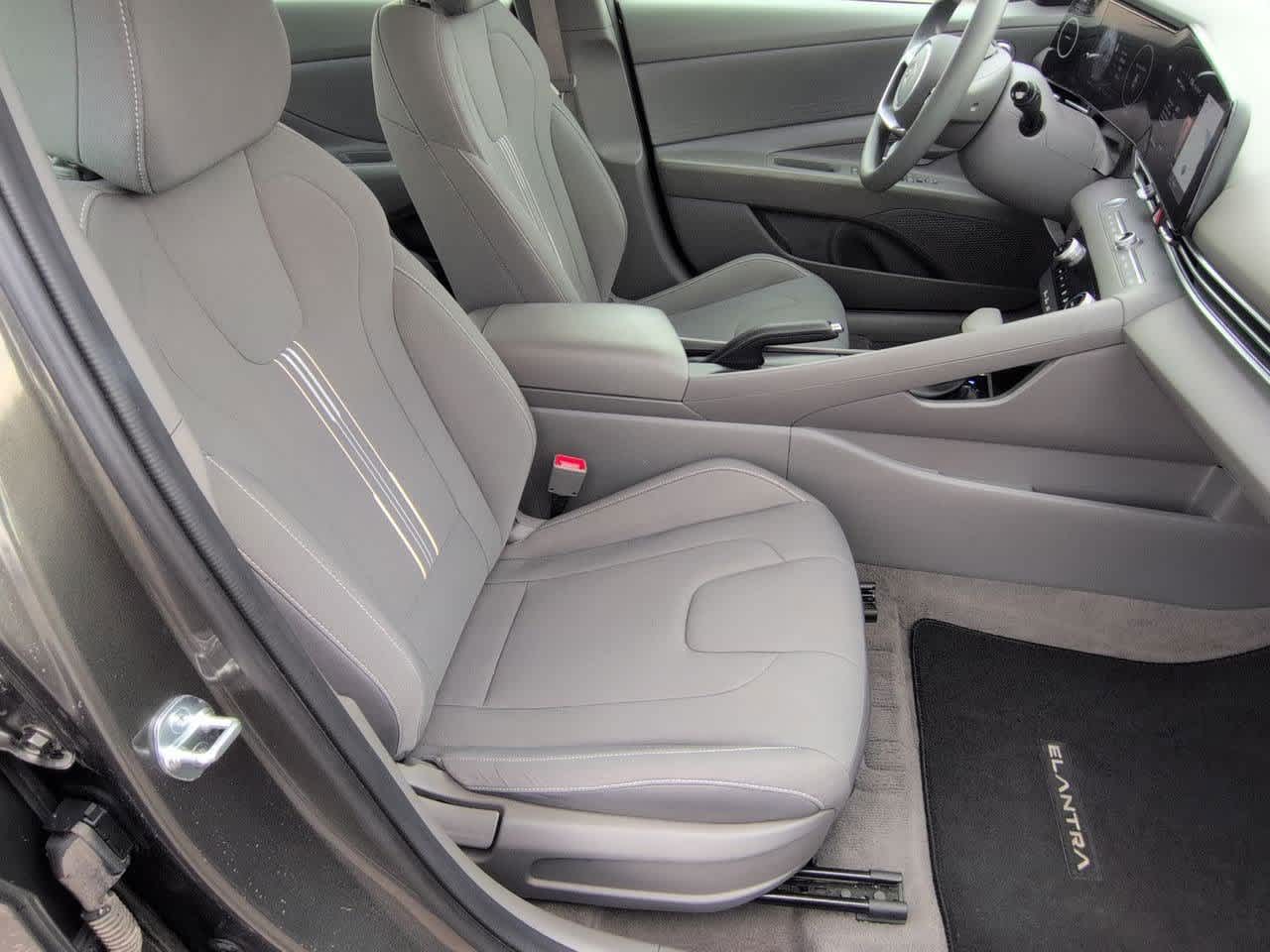 Thumbnail: 2024 Hyundai Elantra - 21