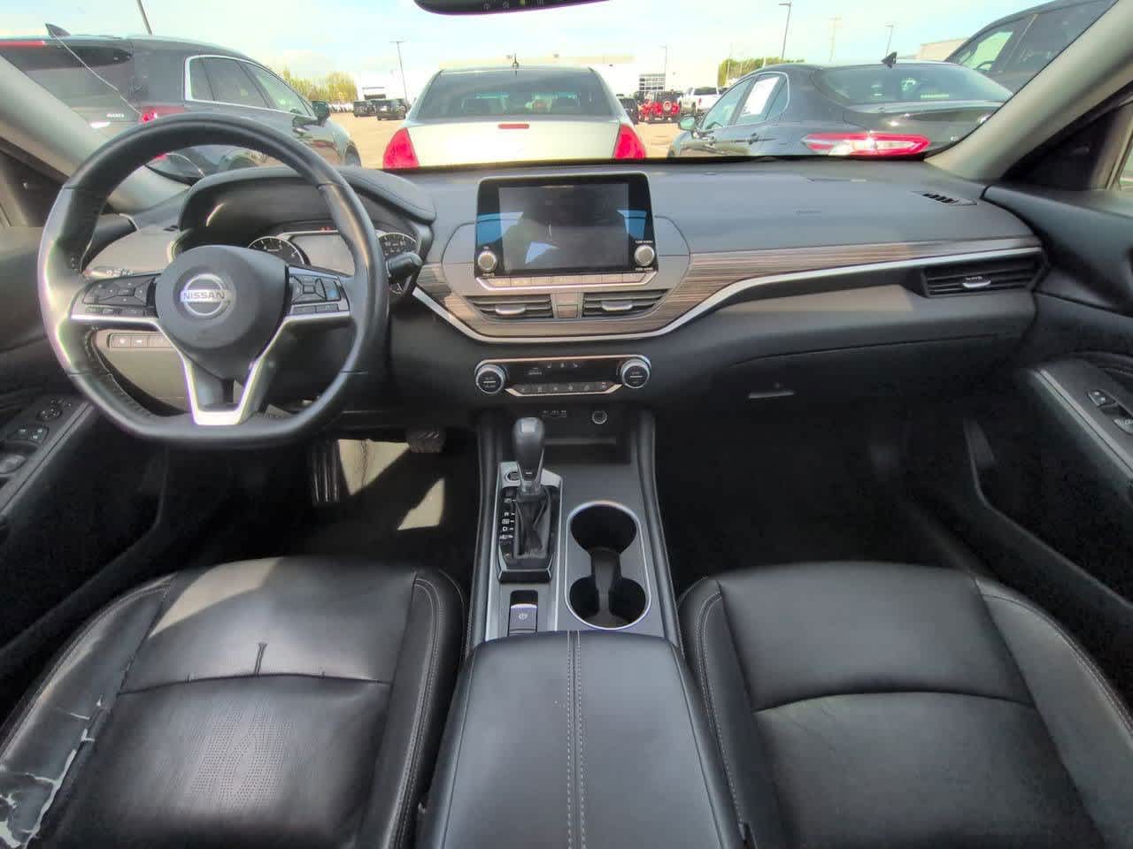 Thumbnail: 2019 Nissan Altima - 14
