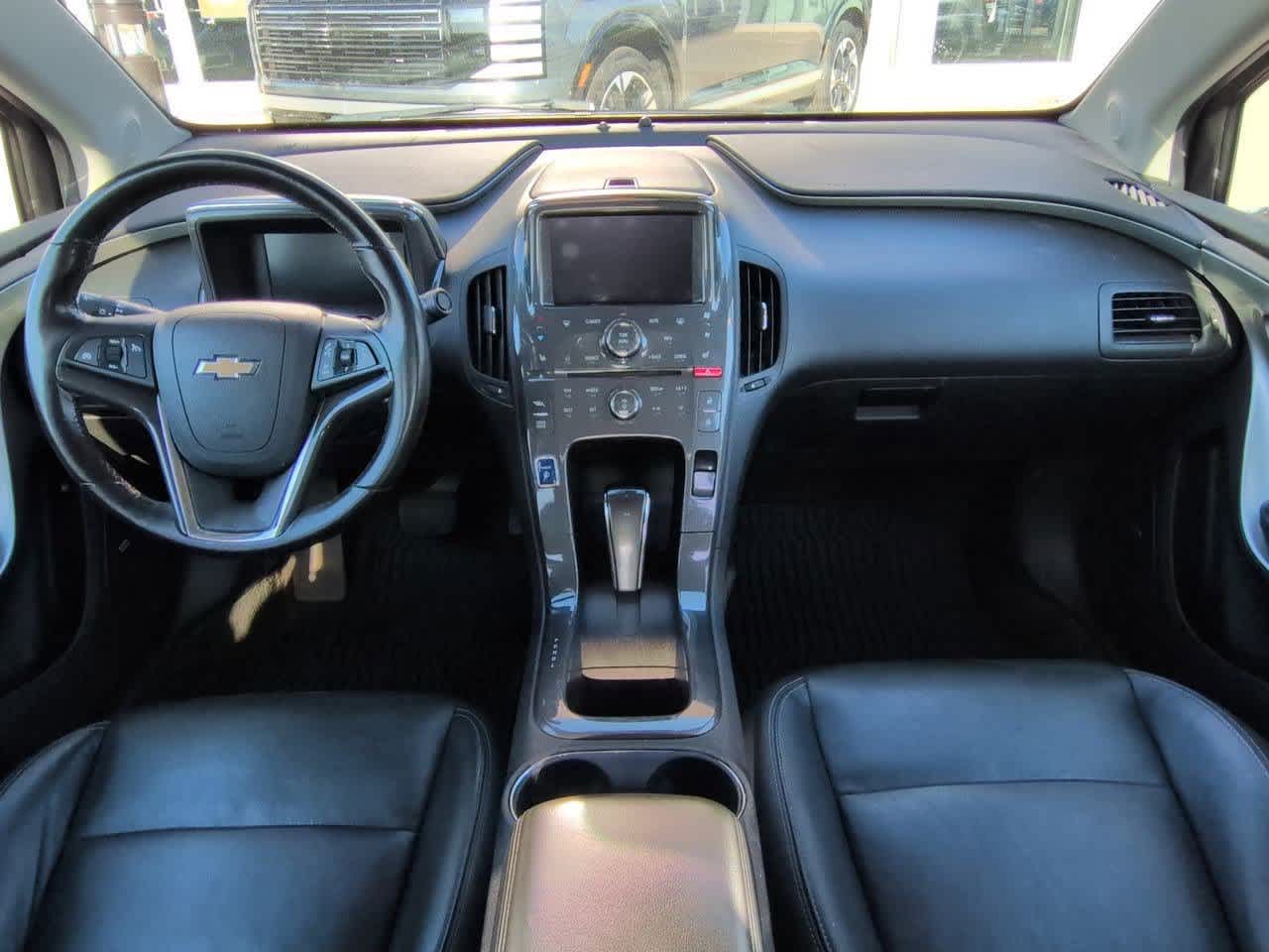 Thumbnail: 2014 Chevrolet Volt - 15