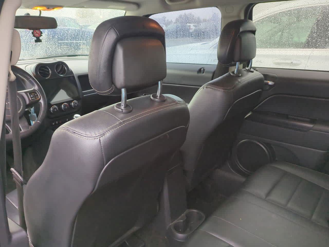 Thumbnail: 2016 Jeep Patriot - 17