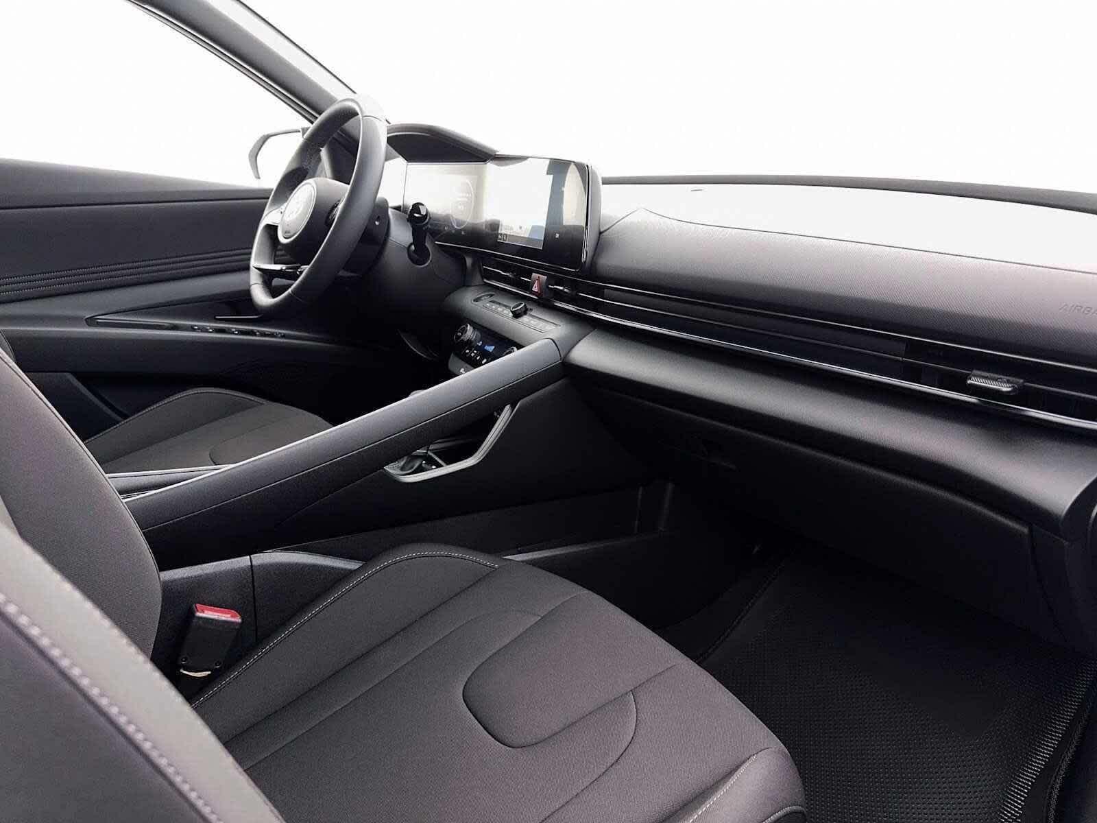 Thumbnail: 2026 Hyundai Elantra - 15