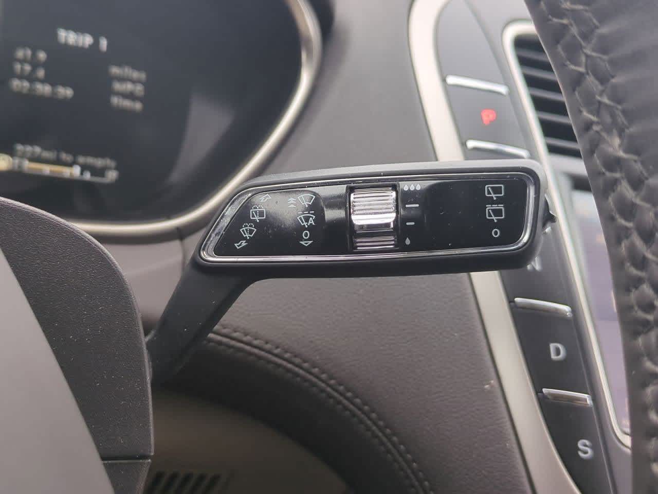 Thumbnail: 2020 Lincoln Nautilus - 26