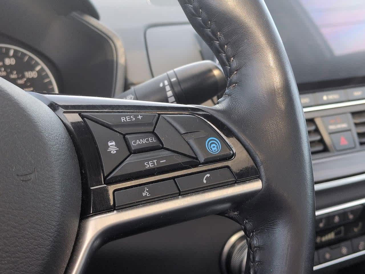 Thumbnail: 2019 Nissan Altima - 23