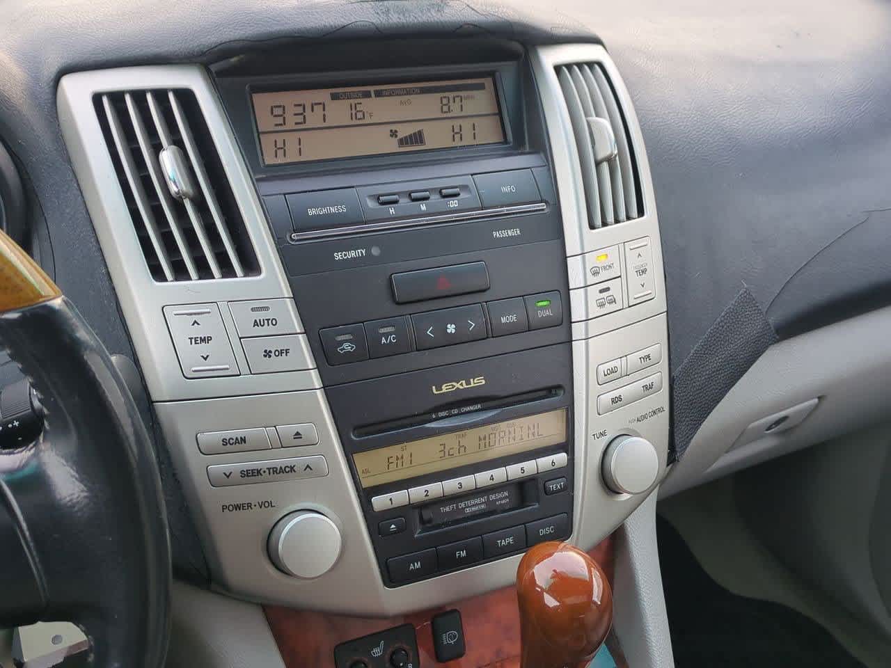 Thumbnail: 2004 Lexus RX - 28