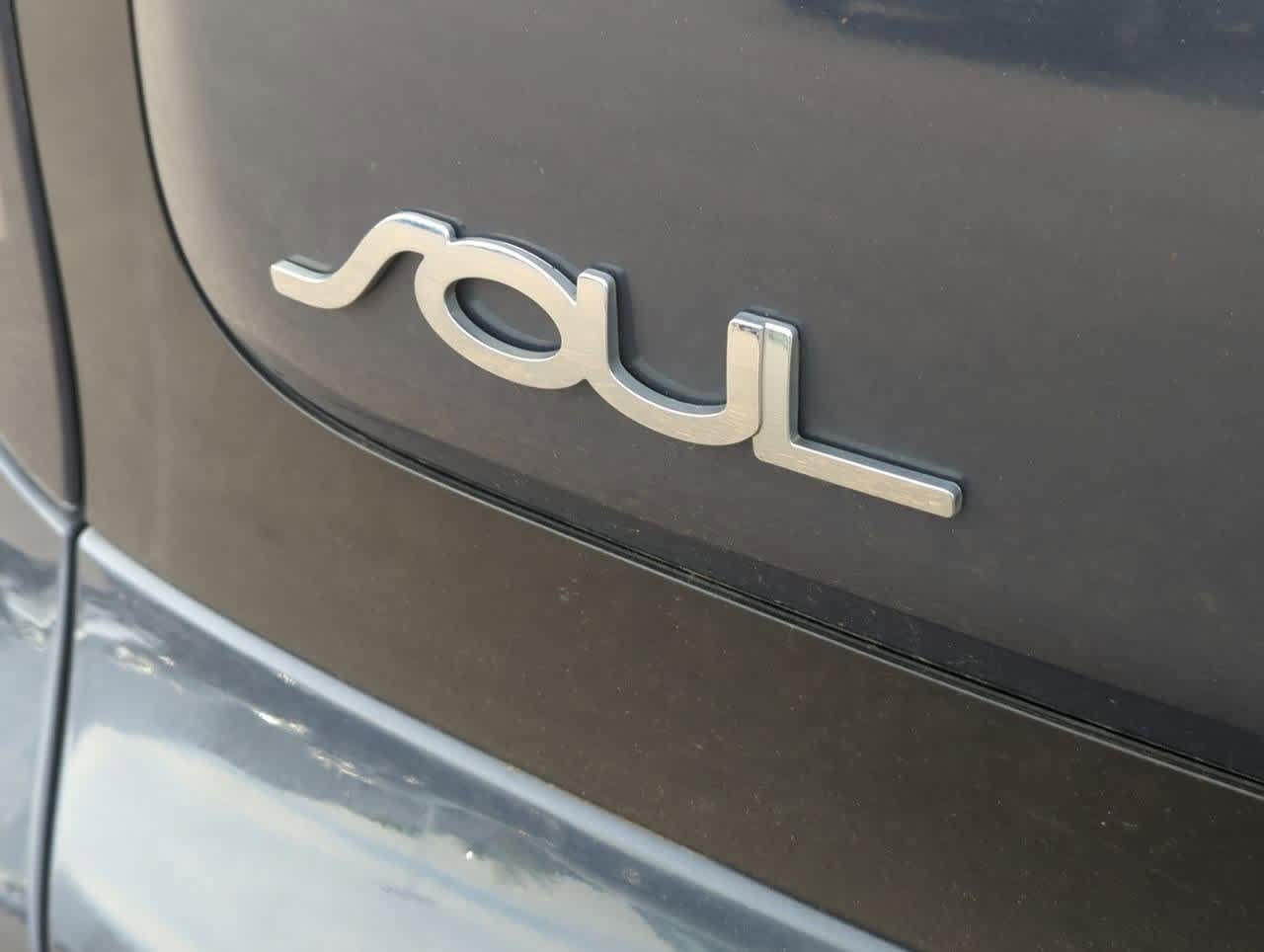 Thumbnail: 2016 Kia Soul - 12