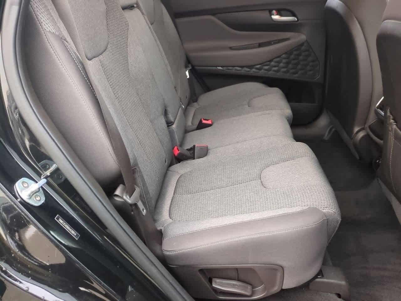 Thumbnail: 2019 Hyundai Santa Fe - 19