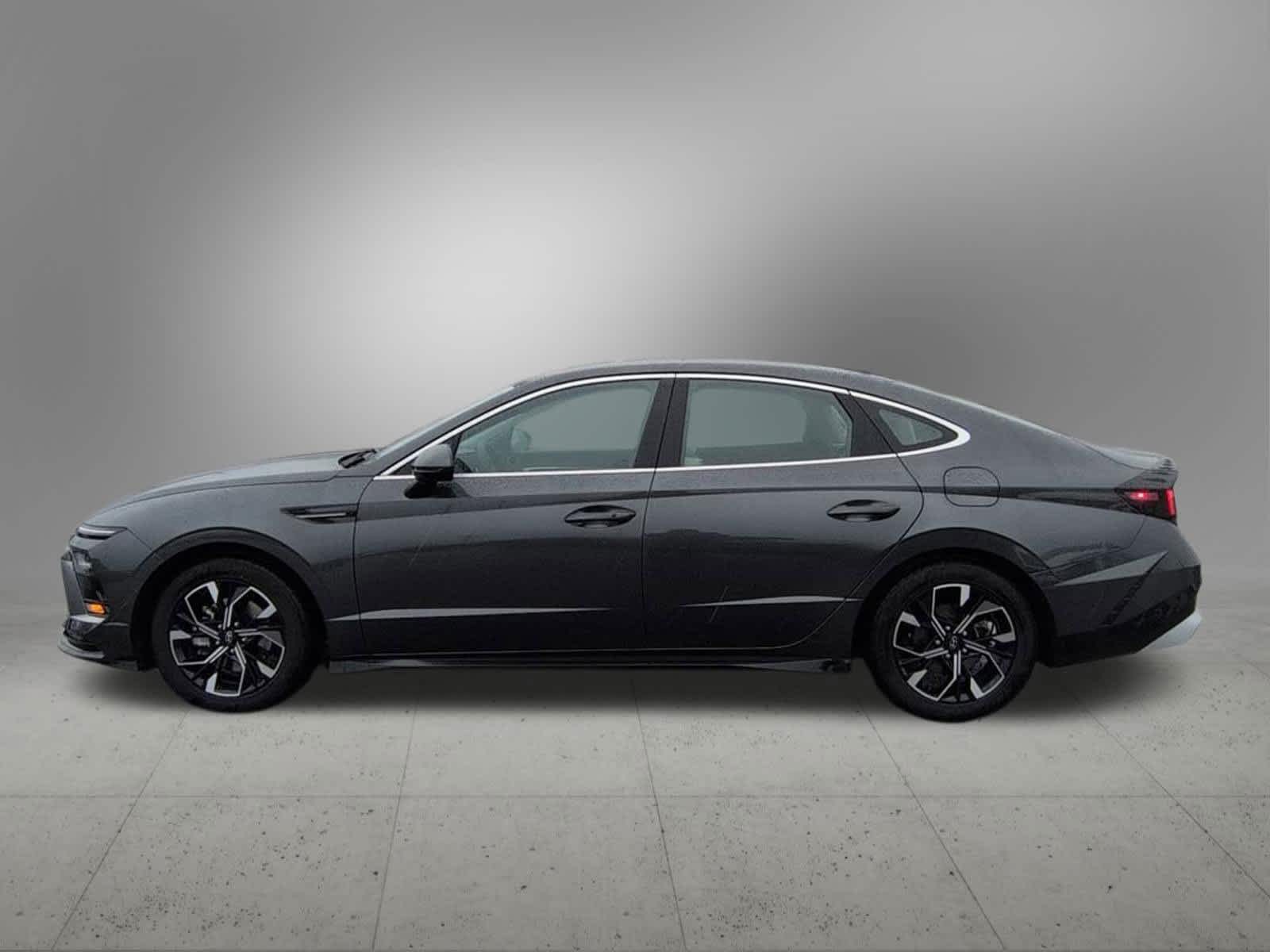 Thumbnail: 2025 Hyundai Sonata - 3