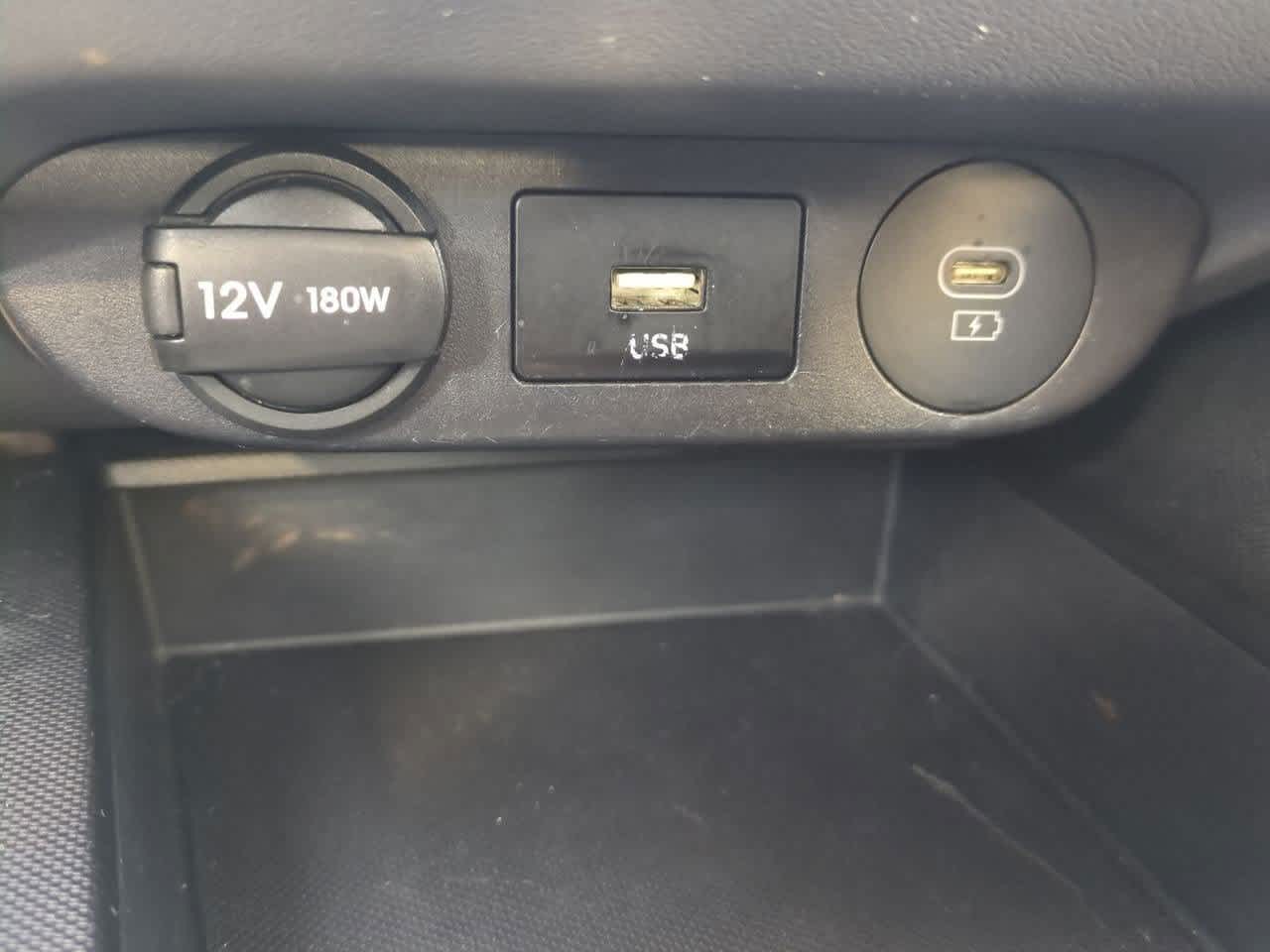 Thumbnail: 2024 Hyundai Elantra - 29