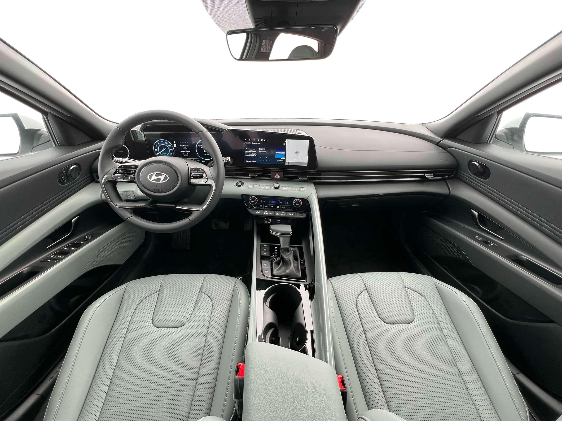 2025 Hyundai Elantra Limited Edition 13