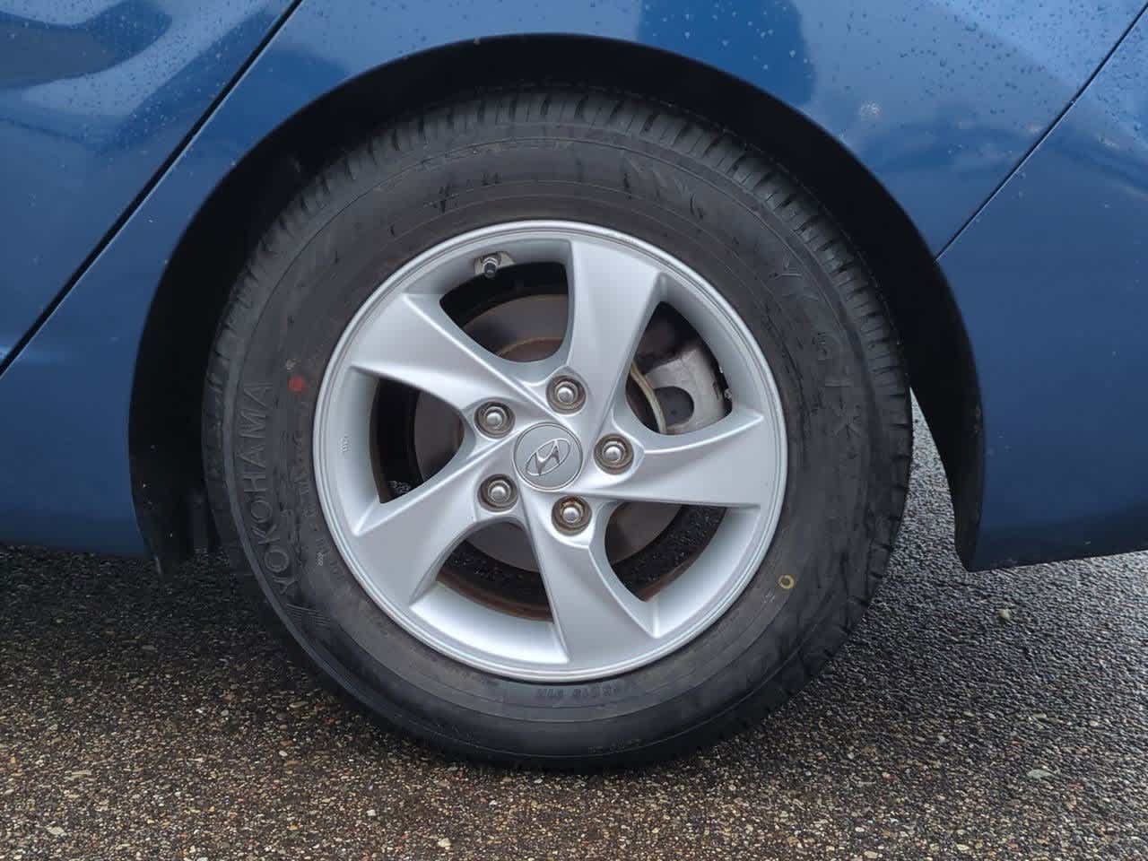 Thumbnail: 2014 Hyundai Elantra - 13