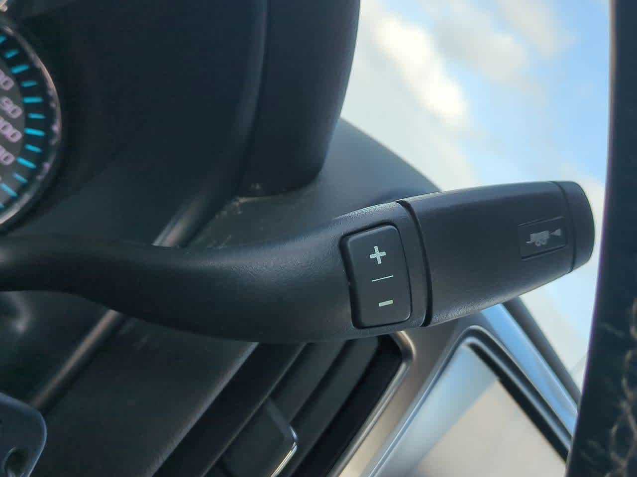 Thumbnail: 2017 Chevrolet Silverado 2500 - 29