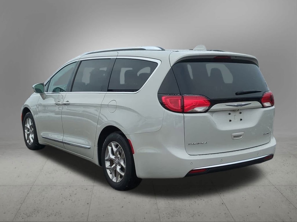 Used 2020 Chrysler Pacifica Limited Van Passenger Van