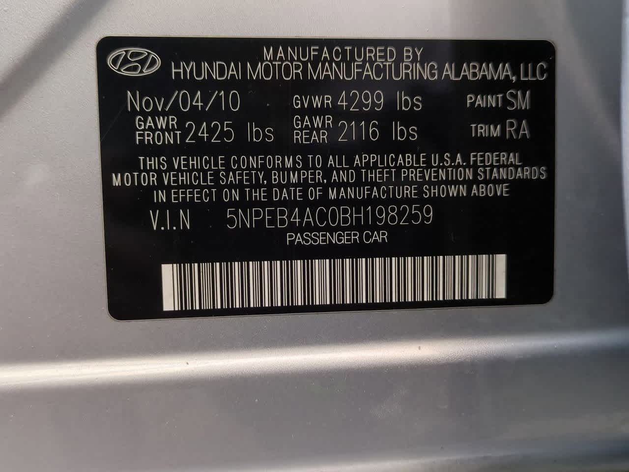 Thumbnail: 2011 Hyundai Sonata - 32