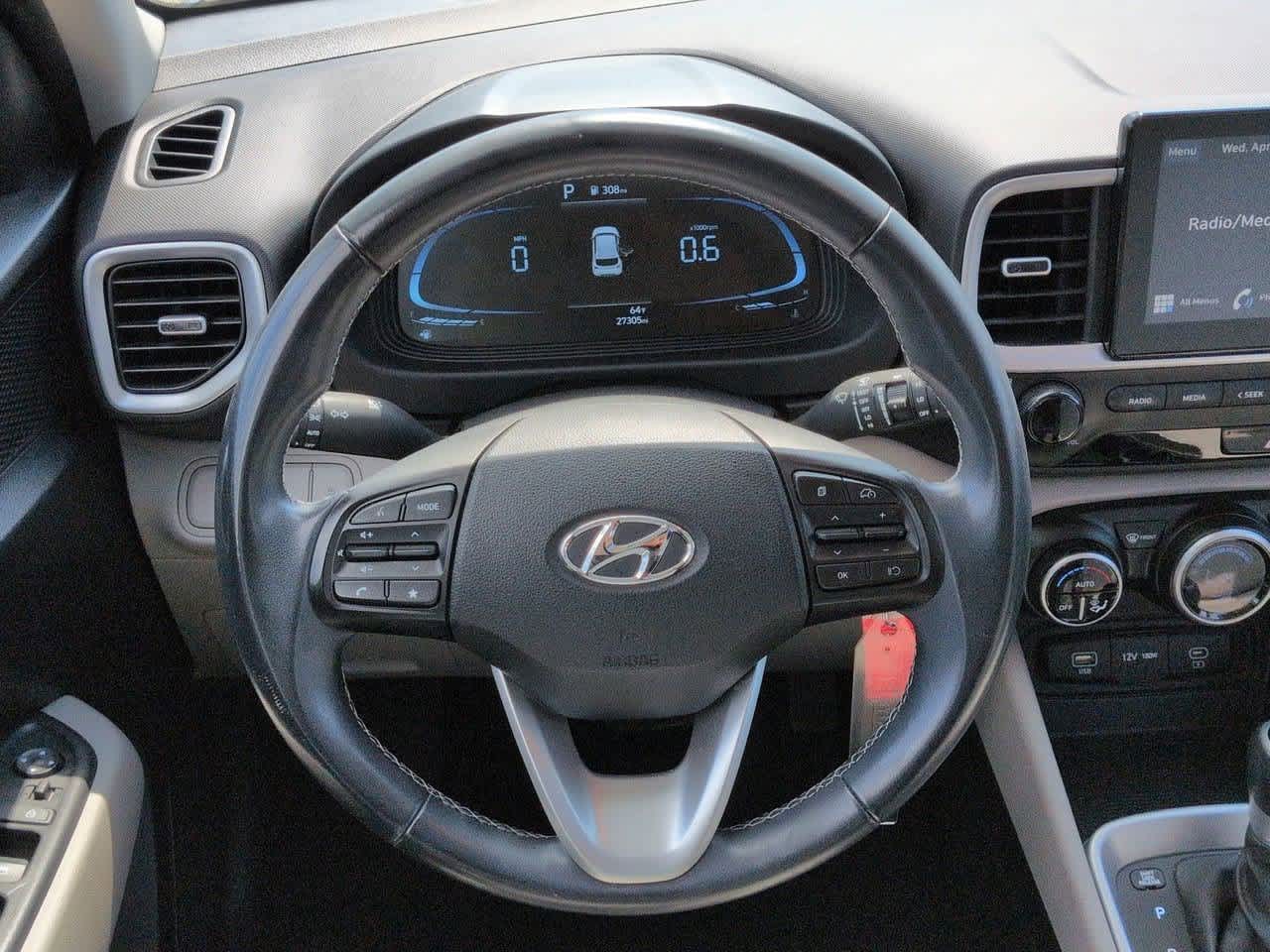 Thumbnail: 2023 Hyundai Venue - 23