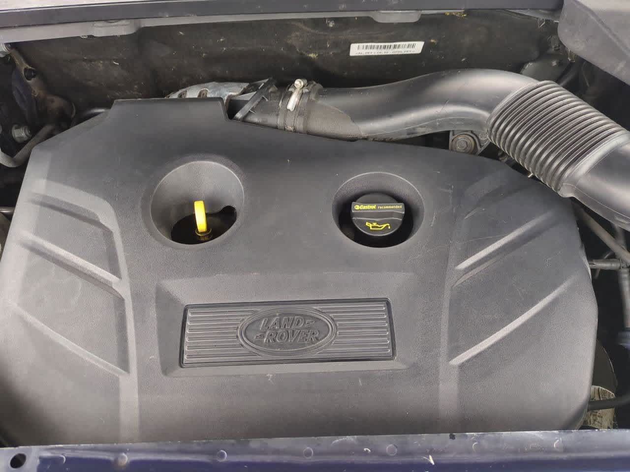 Thumbnail: 2017 Land Rover Discovery Sport - 14