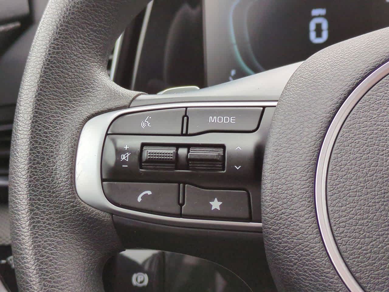 Thumbnail: 2023 Kia Sportage - 21