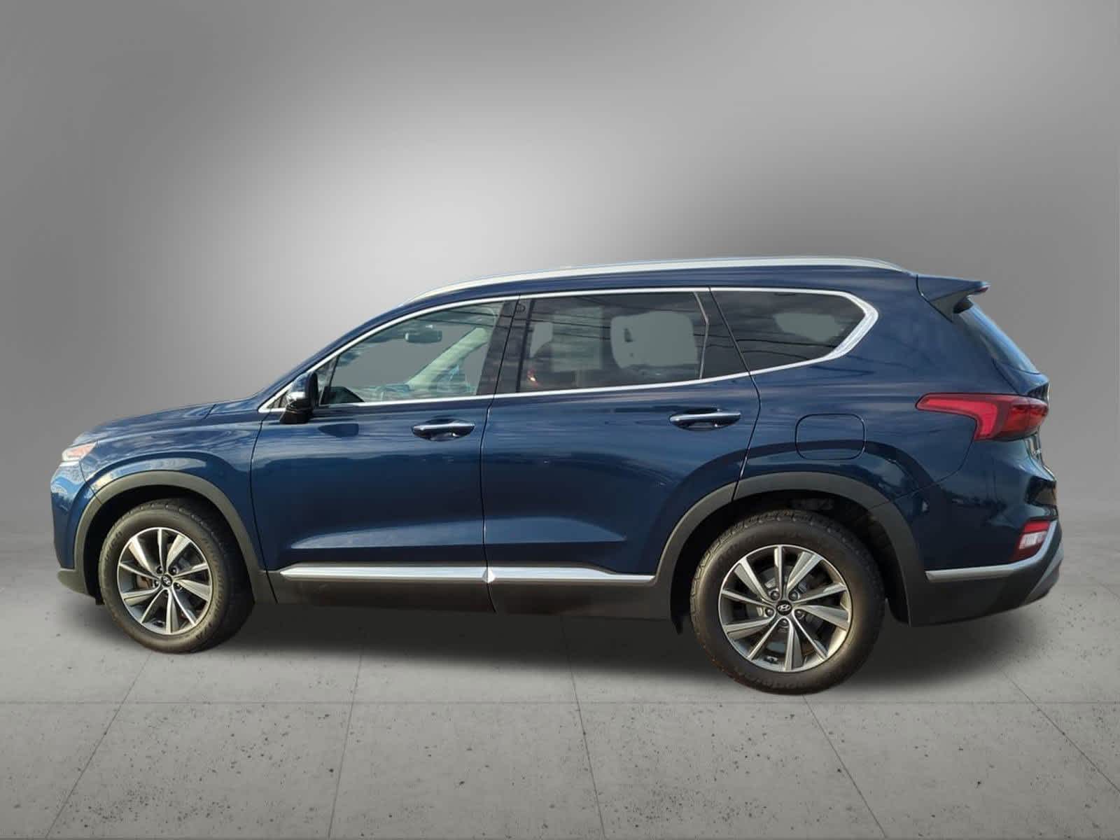 Thumbnail: 2019 Hyundai Santa Fe - 3