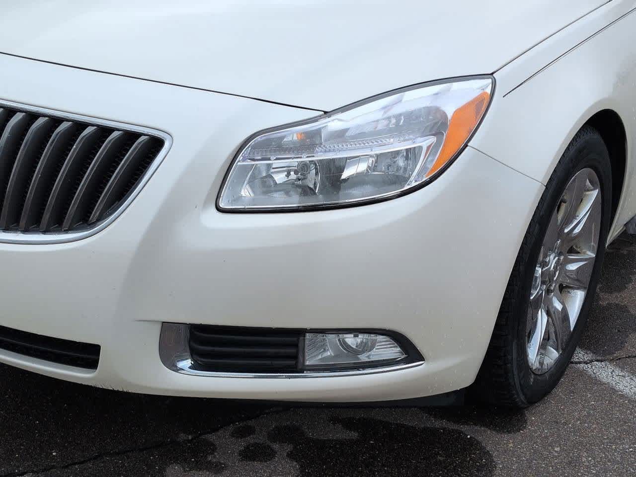 Thumbnail: 2013 Buick Regal - 10
