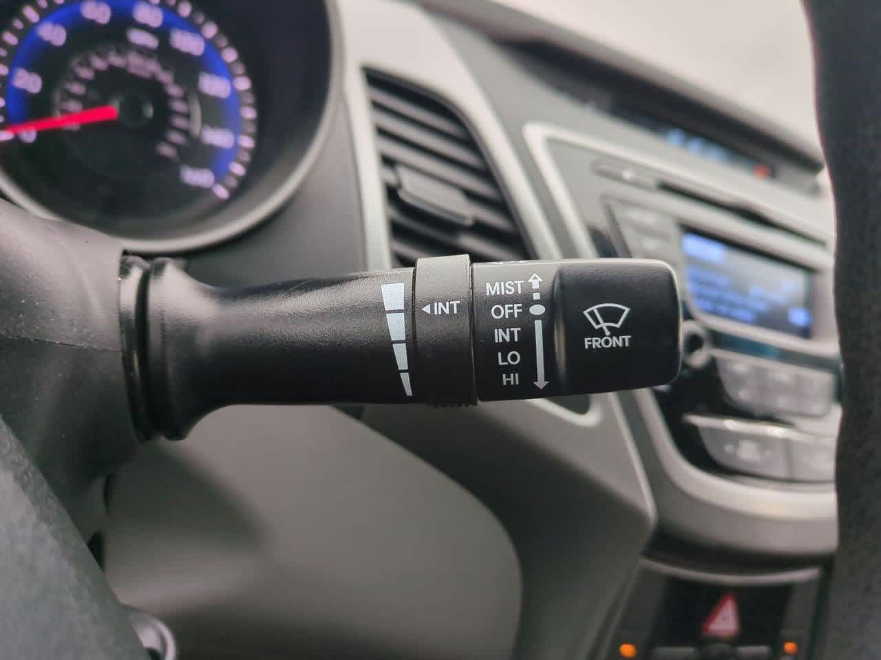 Thumbnail: 2014 Hyundai Elantra - 25