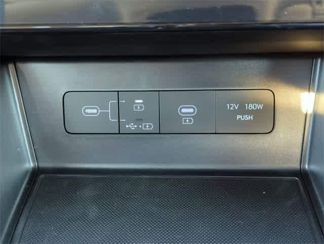 2025 Hyundai Sonata SE 27