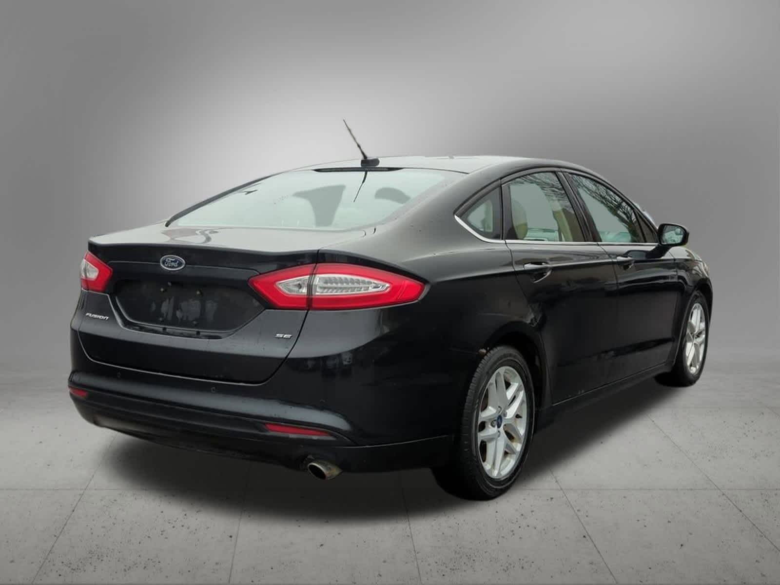 Thumbnail: 2015 Ford Fusion - 6
