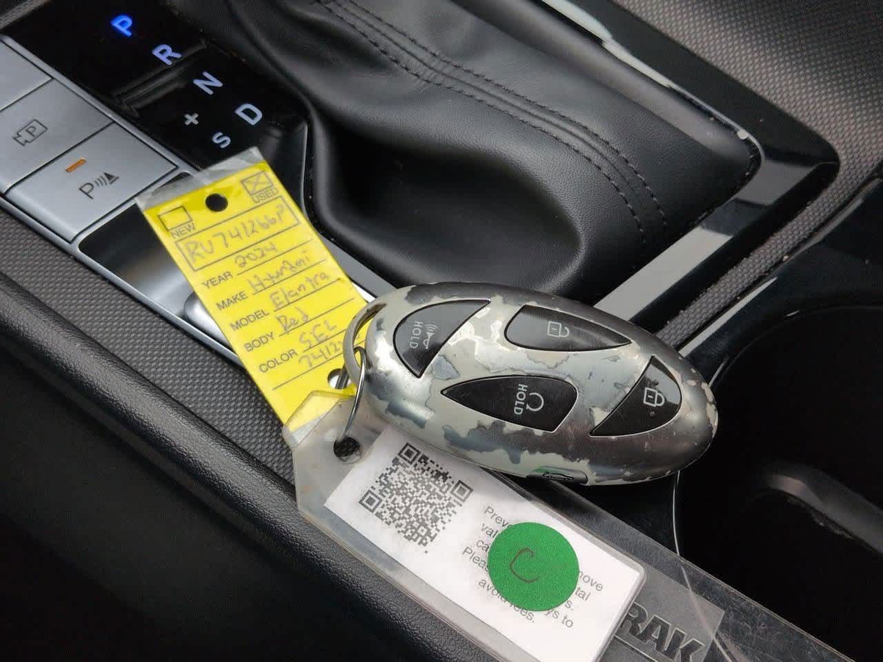 Thumbnail: 2024 Hyundai Elantra - 35