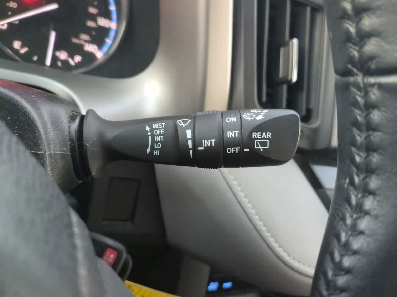 Thumbnail: 2016 Toyota RAV4 - 26