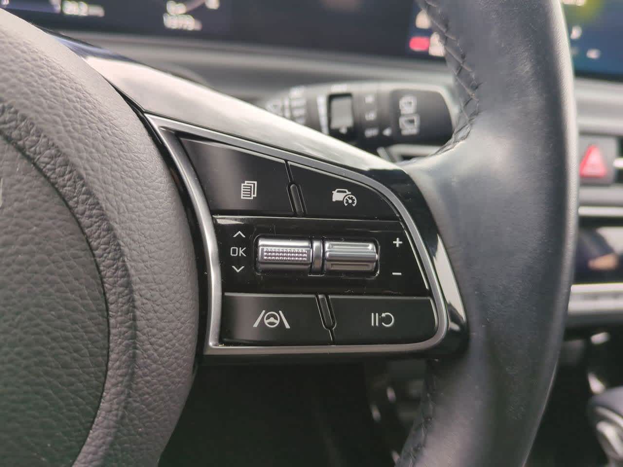 Thumbnail: 2024 Kia Seltos - 23